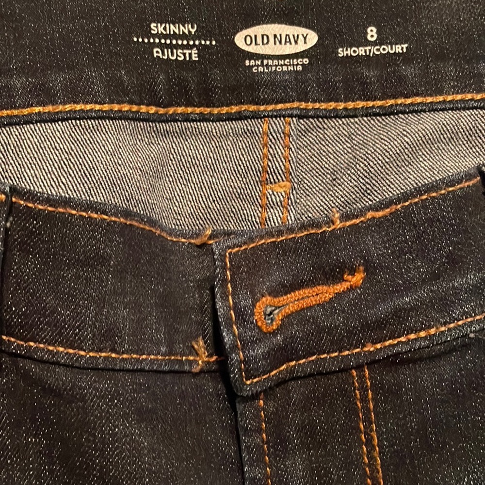 Beautiful, dark blue oh navy jeans, size 8 brand new condition